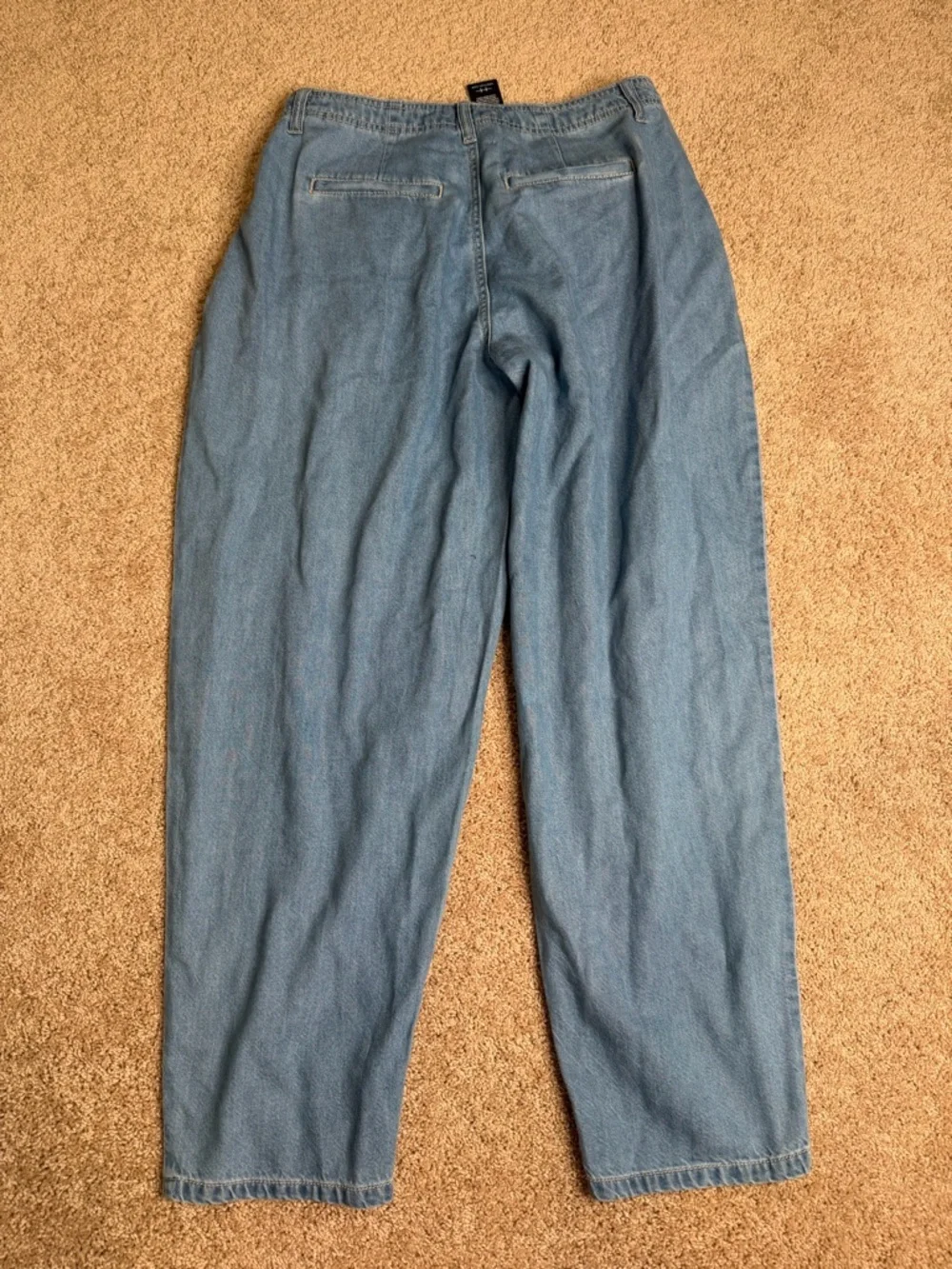 Habitual‎ Light Wash Denim Pants Relaxed Barrel Leg Jeans NWT Size 6/28